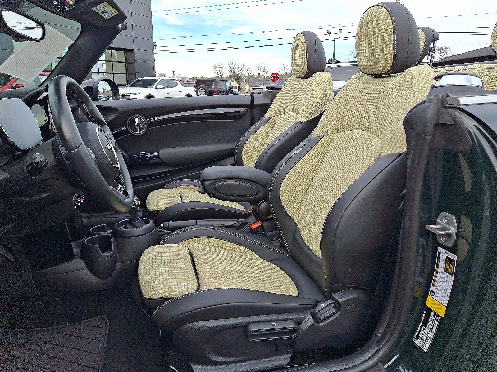 Used 2023 MINI Cooper S w/ MINI Resolute Edition image 13