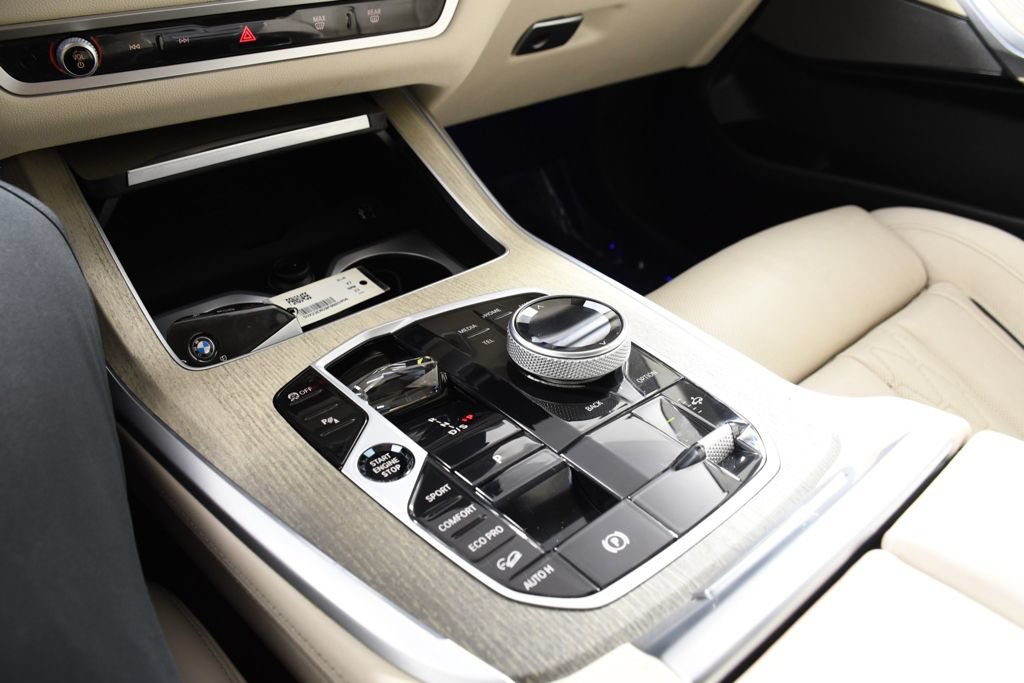 Used 2023 BMW X7 xDrive40i w/ Executive Package AWD/4WD image 33