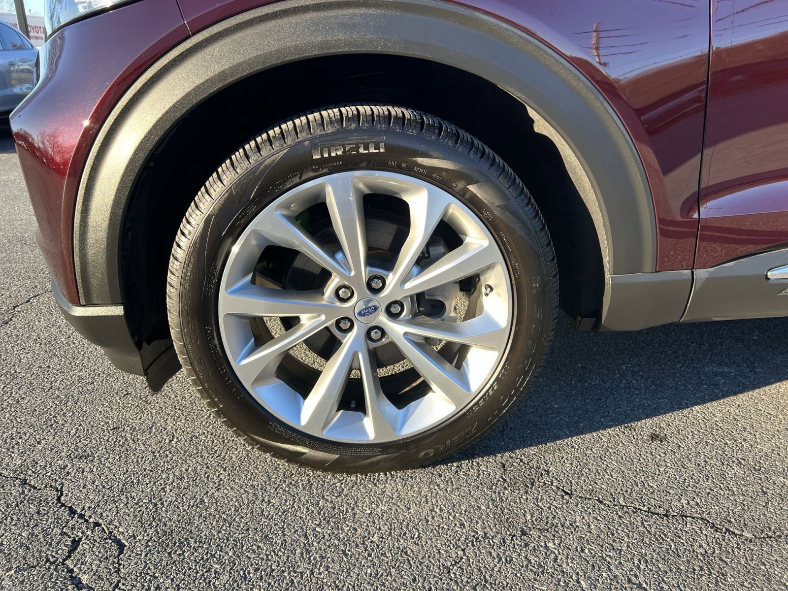 Used 2023 Ford Explorer Platinum w/ Technology Package image 12