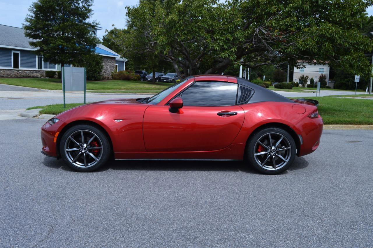 Used 2017 MAZDA MX-5 Miata RF Grand Touring image 6