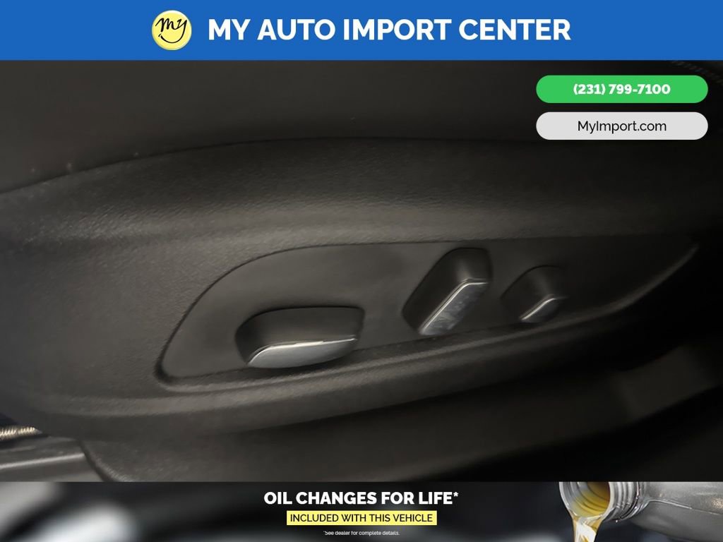 Used 2024 Cadillac XT5 Premium Luxury image 12