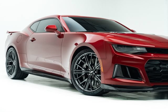Used 2017 Chevrolet Camaro ZL1 RWD image 3