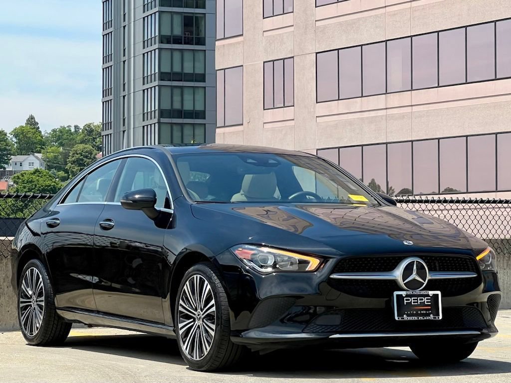 Used 2023 Mercedes-Benz CLA 250 4MATIC image 1