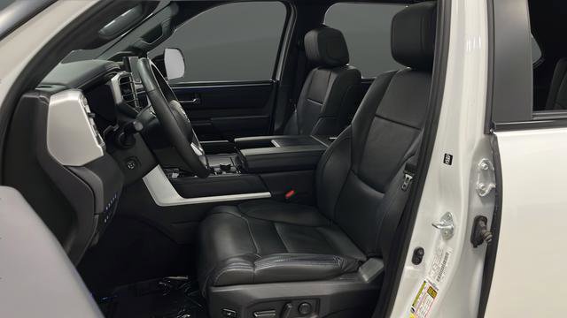 Used 2024 Toyota Sequoia Platinum AWD/4WD image 9