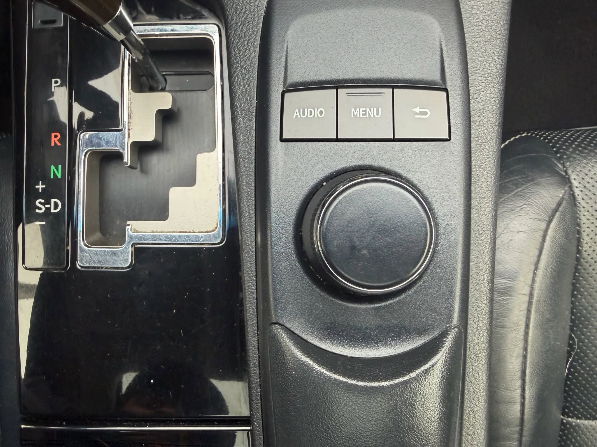 Used 2013 Lexus ES 350 w/ Luxury Pkg image 32