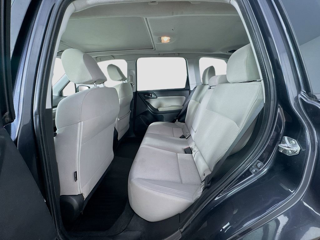 Used 2017 Subaru Forester 2.5i Premium w/ All-Weather Package image 29