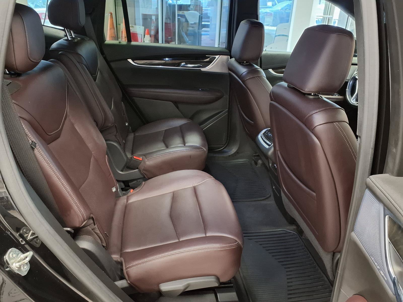 Used 2020 Cadillac XT6 Premium Luxury FWD image 12
