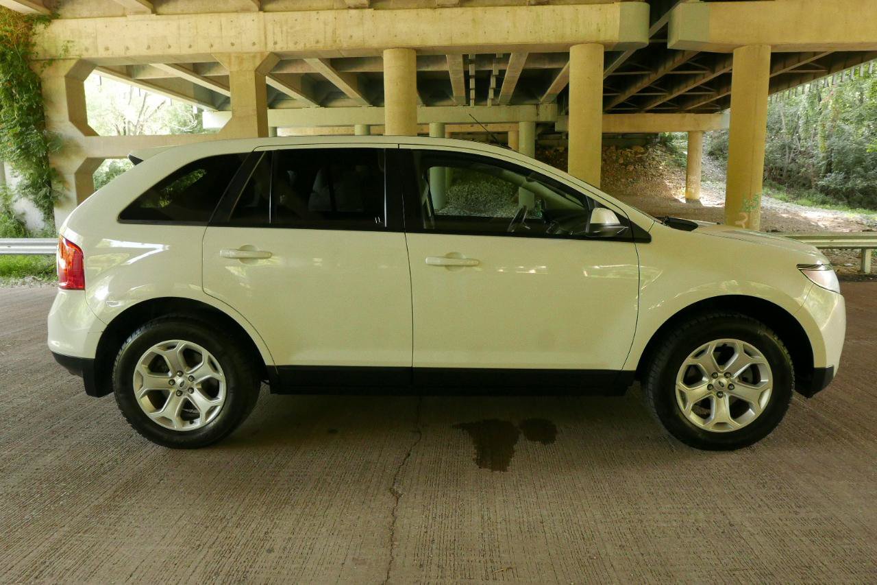 Used 2013 Ford Edge SEL AWD/4WD image 28