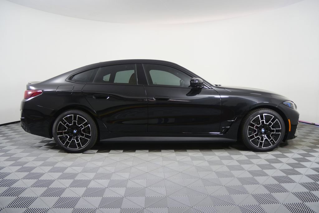 New 2026 BMW i4 eDrive40 w/ M Sport Package RWD image 2