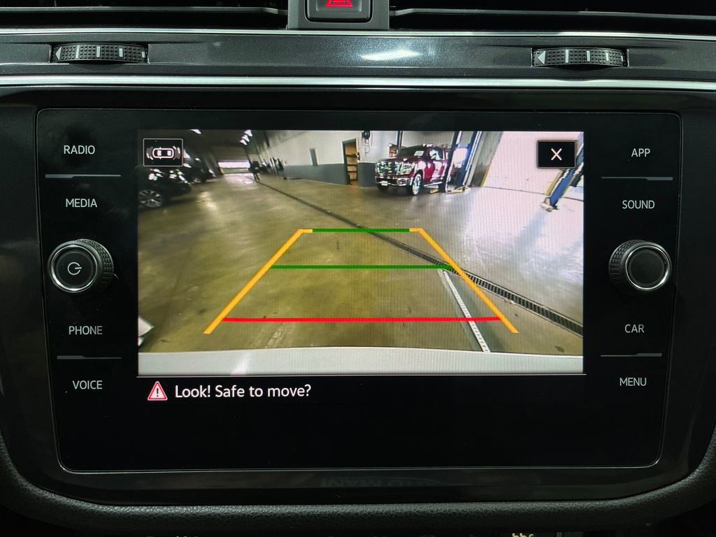 Used 2021 Volkswagen Tiguan S image 10