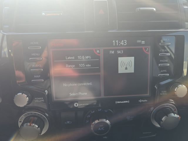 Used 2024 Toyota 4Runner TRD Off-Road image 17