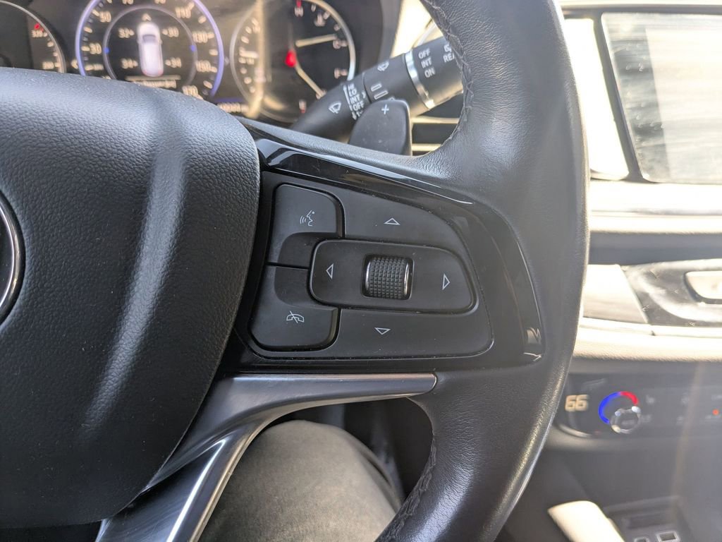 Used 2024 Buick Enclave Premium image 16