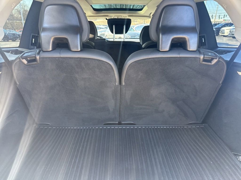 Used 2025 Volvo XC90 B5 Plus w/ Protection Package Premier image 30