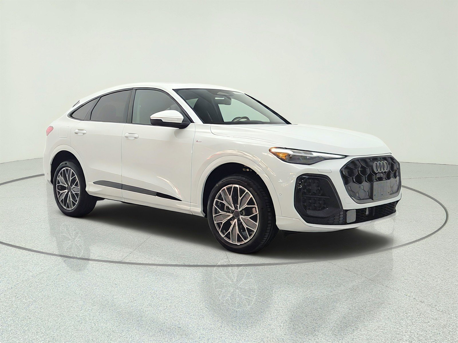 New 2026 Audi Q5 Premium Plus AWD/4WD image 3