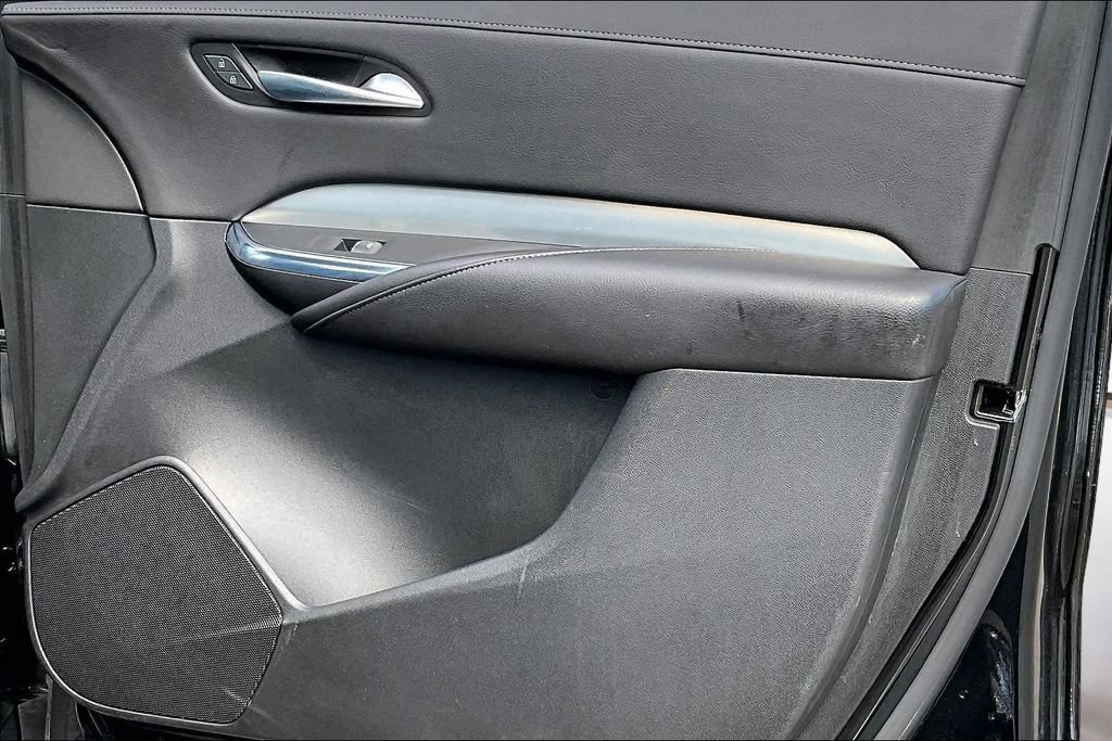 Certified 2023 Cadillac XT4 Premium Luxury FWD image 19