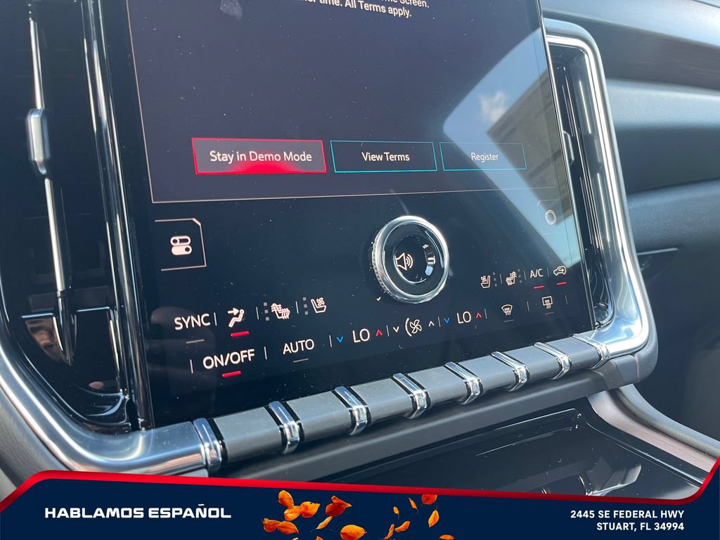 New 2026 GMC Yukon XL Denali w/ Denali Reserve Package AWD/4WD image 29