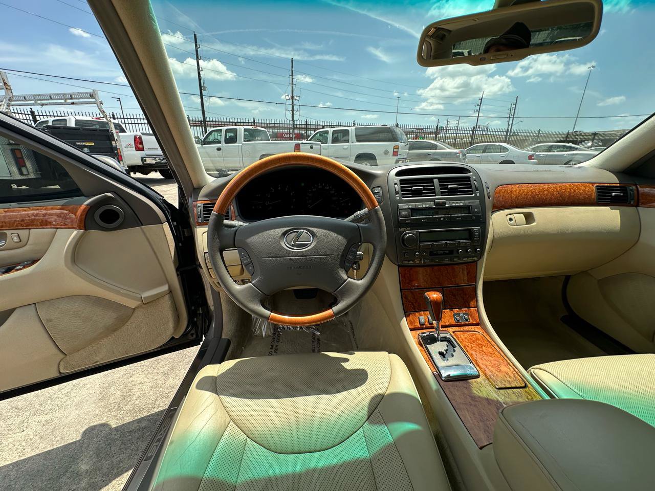 Used 2004 Lexus LS 430 w/ Premium Pkg RWD image 34