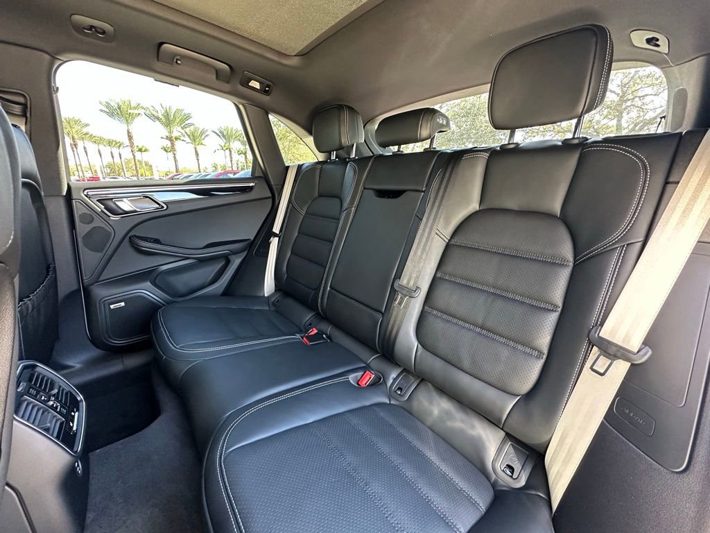 Used 2026 Porsche Macan S image 38
