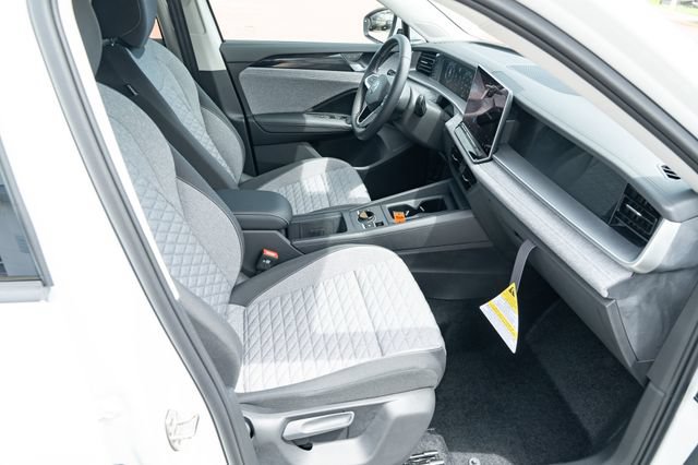 New 2026 Volkswagen Tiguan S FWD image 43