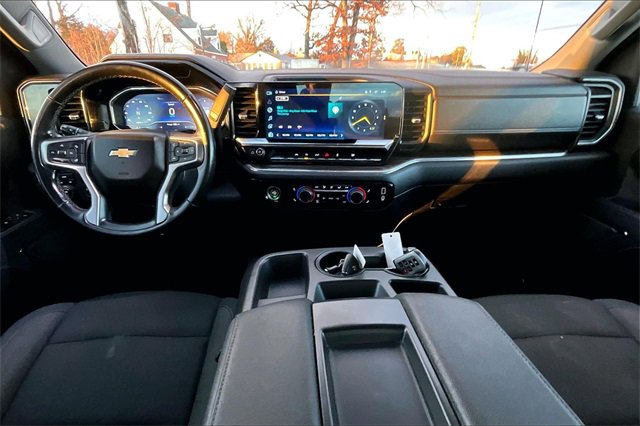 Used 2023 Chevrolet Silverado 1500 LT image 18