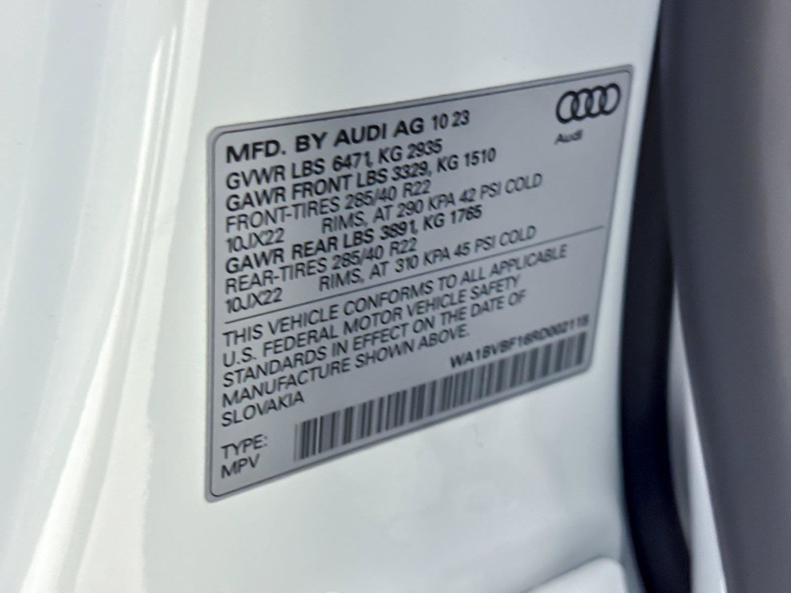 Certified 2024 Audi Q8 Premium Plus AWD/4WD image 28