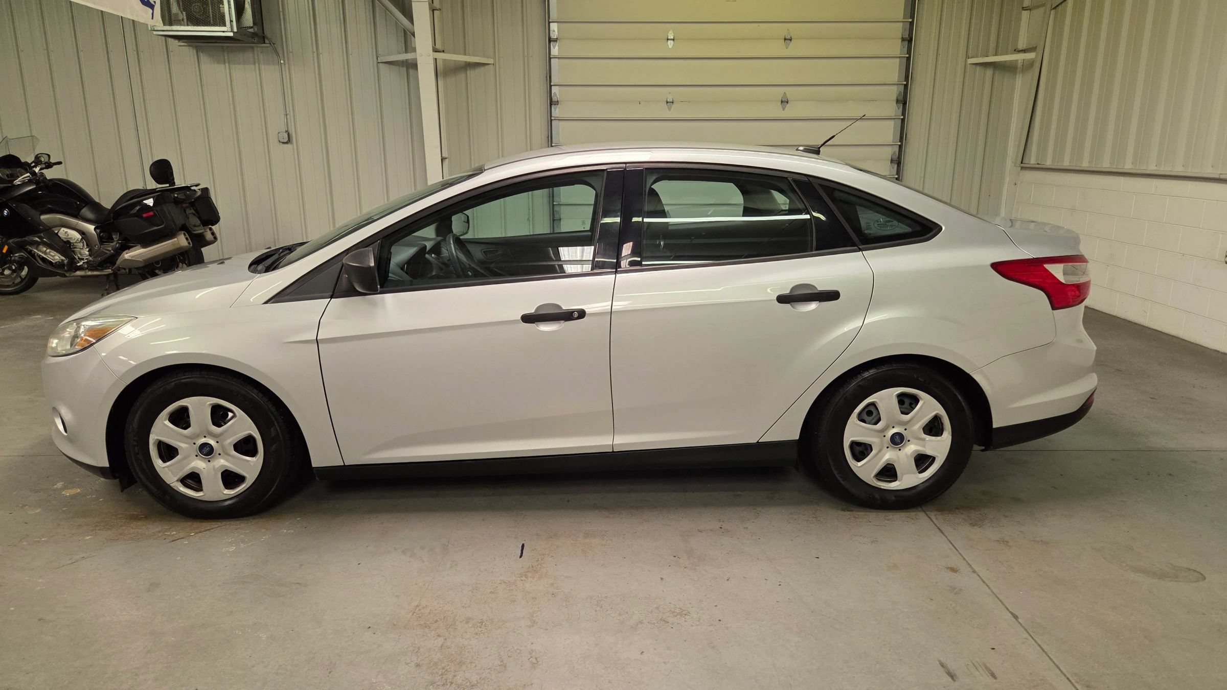 Used 2014 Ford Focus S FWD image 3