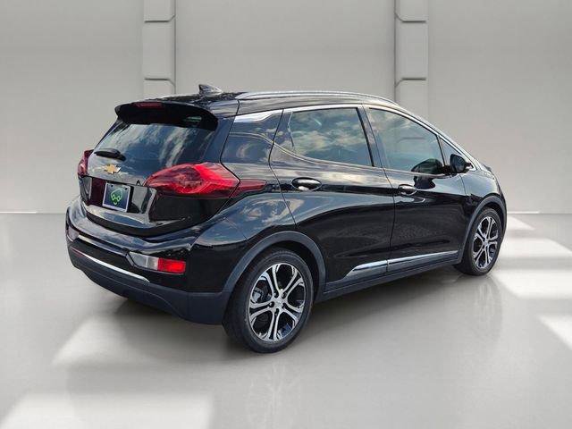 Used 2020 Chevrolet Bolt Premier w/ Infotainment Package FWD image 5