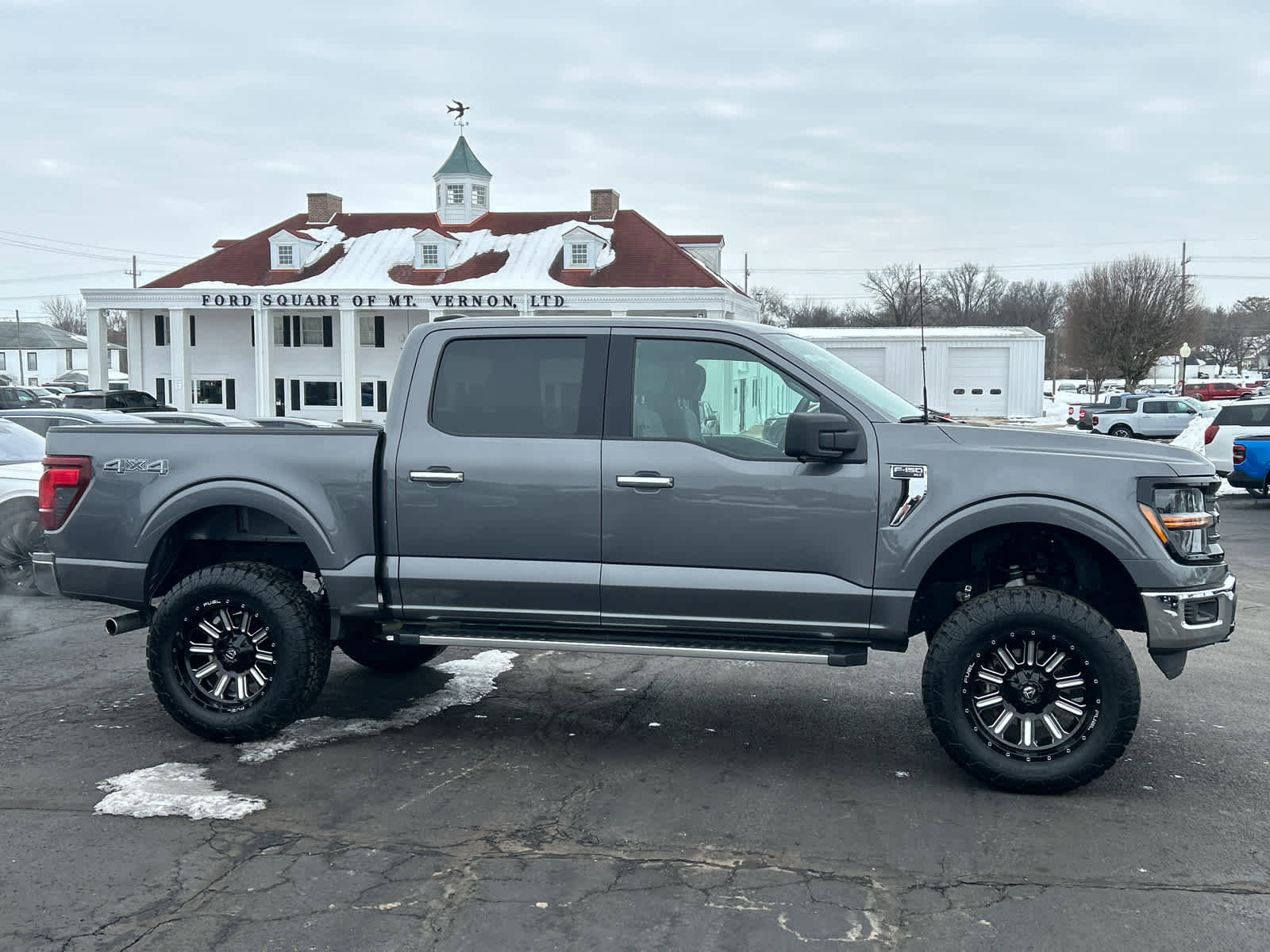 Used 2024 Ford F150 XLT AWD/4WD image 5