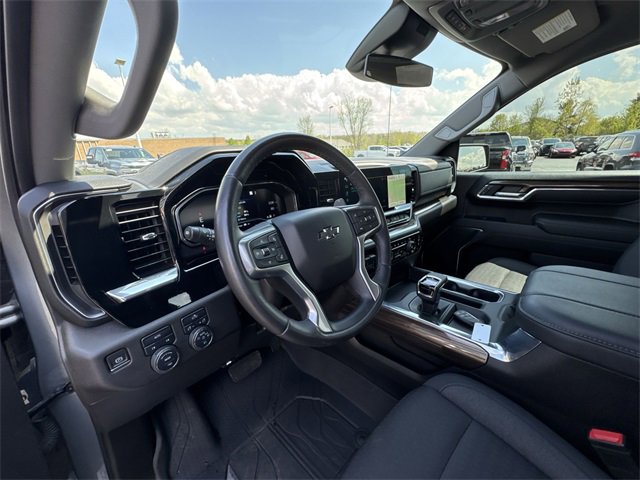 Used 2023 Chevrolet Silverado 1500 RST image 11