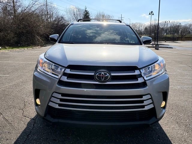 Used 2018 Toyota Highlander XLE AWD/4WD image 8