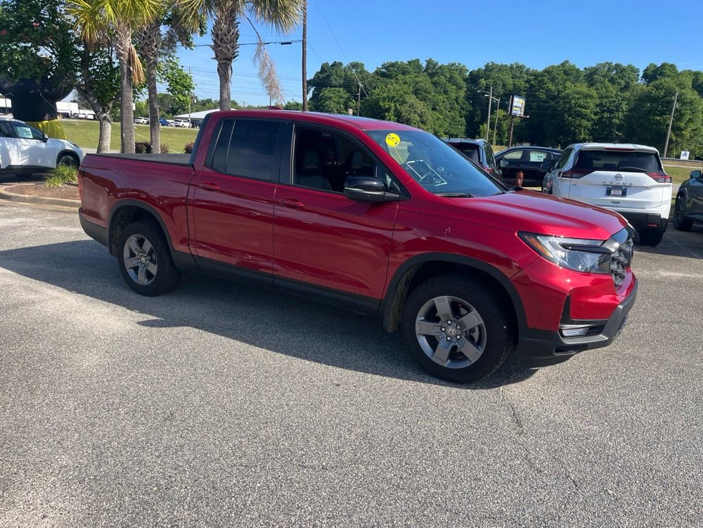 Used 2025 Honda Ridgeline TrailSport image 1