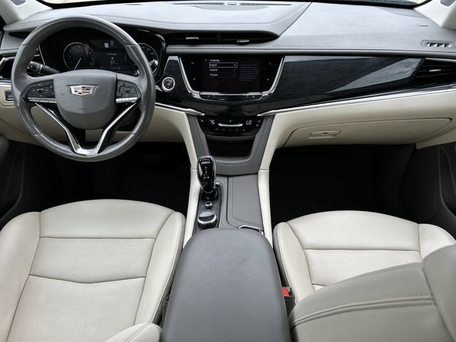 Used 2023 Cadillac XT6 Premium Luxury AWD/4WD image 10