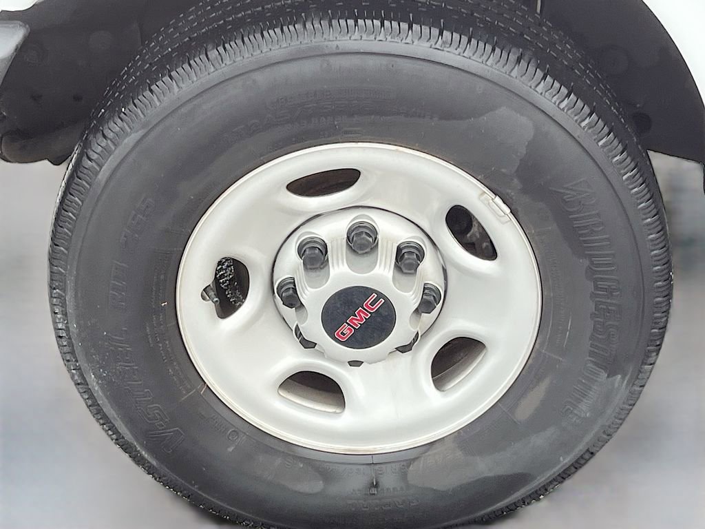 Used 2023 GMC Savana 3500 Extended w/ Driver Convenience Package RWD image 29