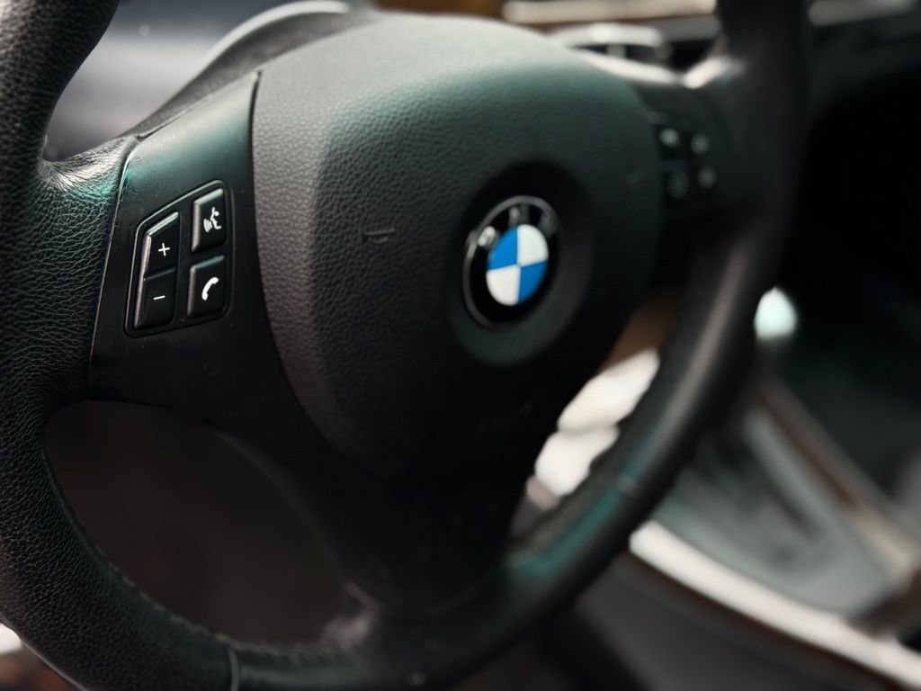 Used 2006 BMW 330xi Sedan image 31