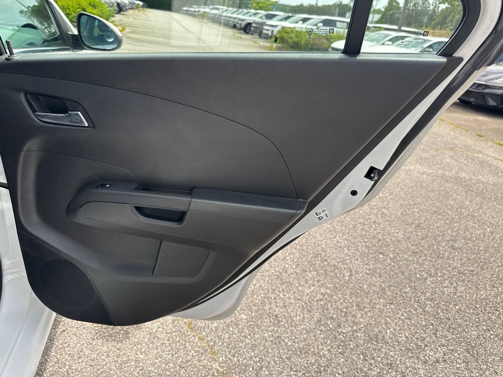 Used 2014 Chevrolet Sonic LT FWD image 15