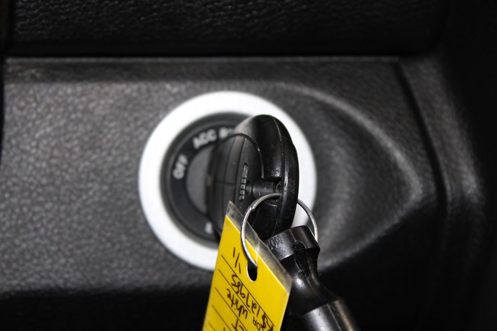 Used 2024 RAM 1500 Classic SLT image 37