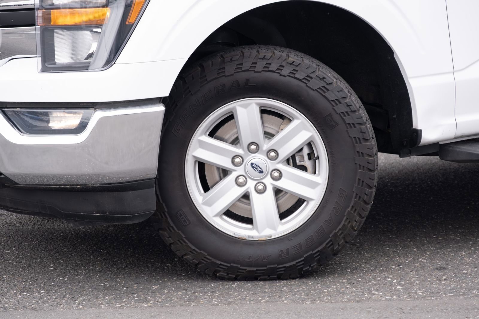 Used 2023 Ford F150 XLT AWD/4WD image 18