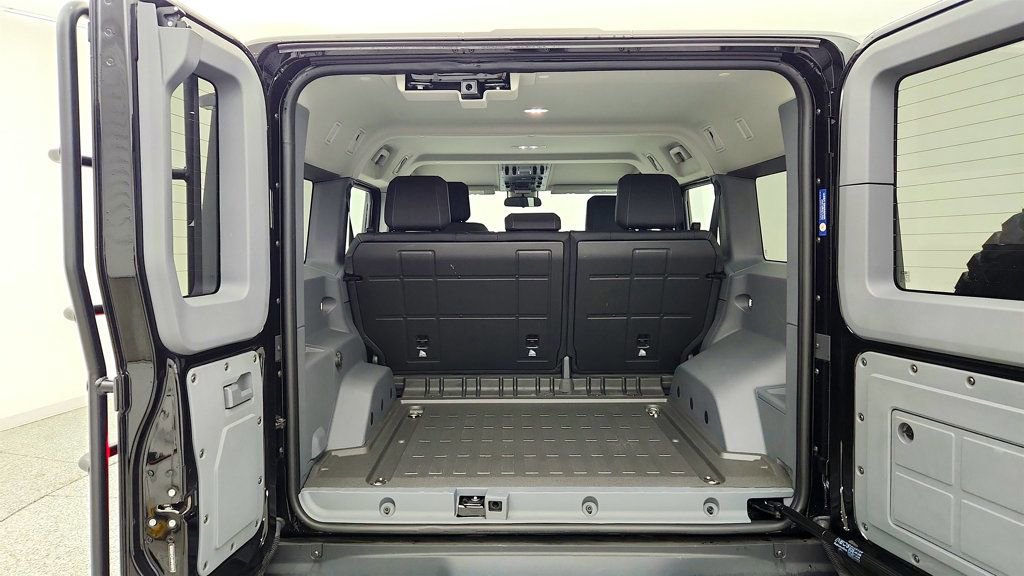 Used 2024 INEOS Grenadier AWD/4WD image 27