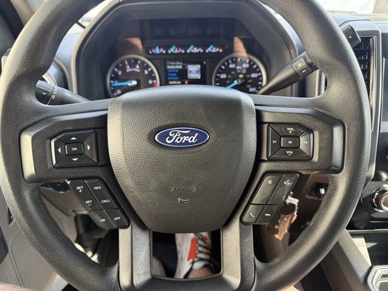 Used 2022 Ford F250 XLT w/ XLT Premium Package RWD image 36