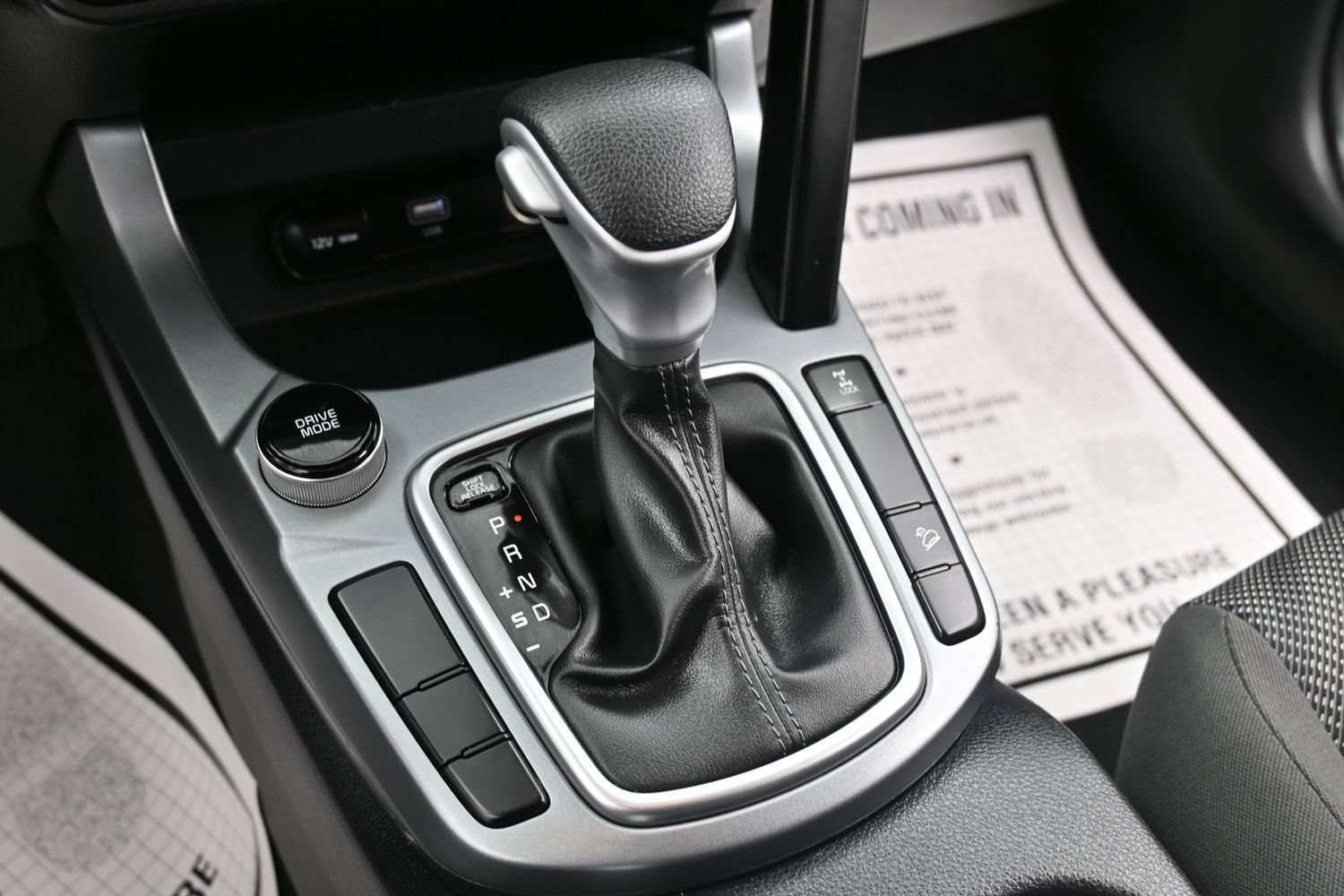 Used 2024 Kia Seltos LX AWD/4WD image 28