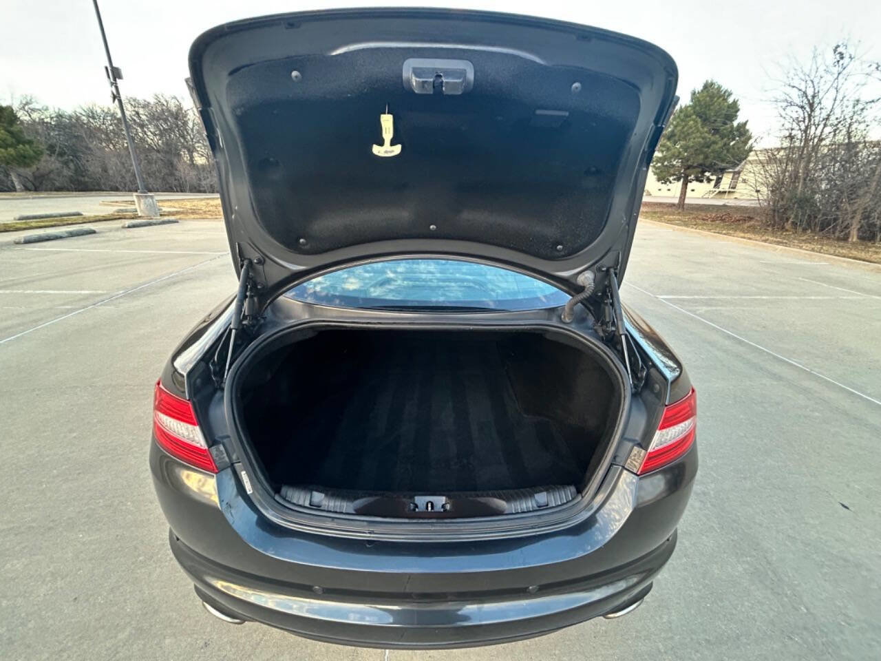 Used 2013 Jaguar XF 3.0 image 10