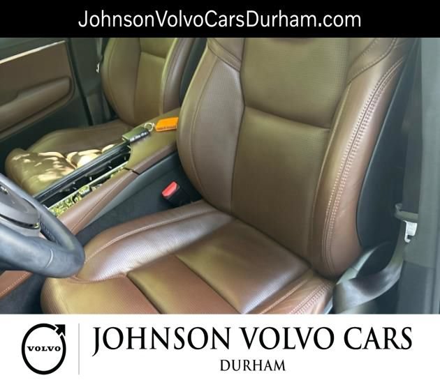 Used 2023 Volvo XC90 B6 Ultimate w/ Protection Package Premier AWD/4WD image 8