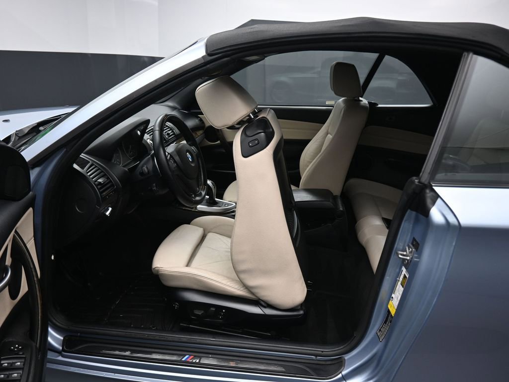 Used 2012 BMW 135i Convertible image 25