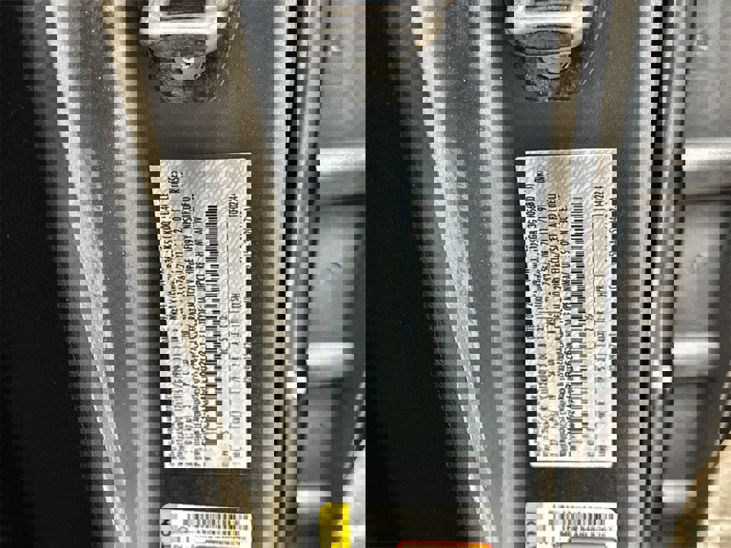 Used 2024 Ford Bronco Black Diamond image 30