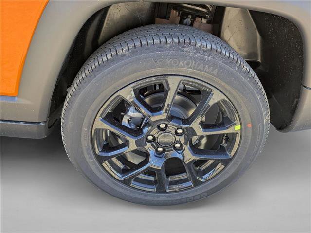 New 2026 Jeep Compass Latitude AWD/4WD image 8