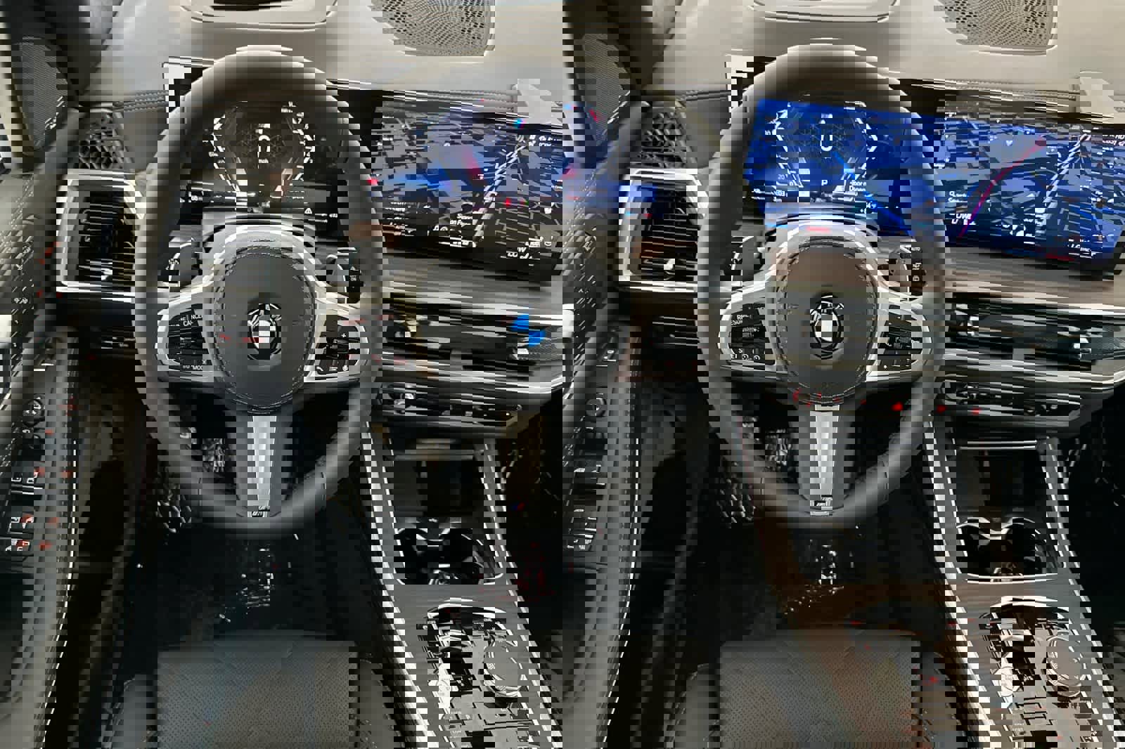 Used 2026 BMW X7 xDrive40i w/ M Sport Package image 14