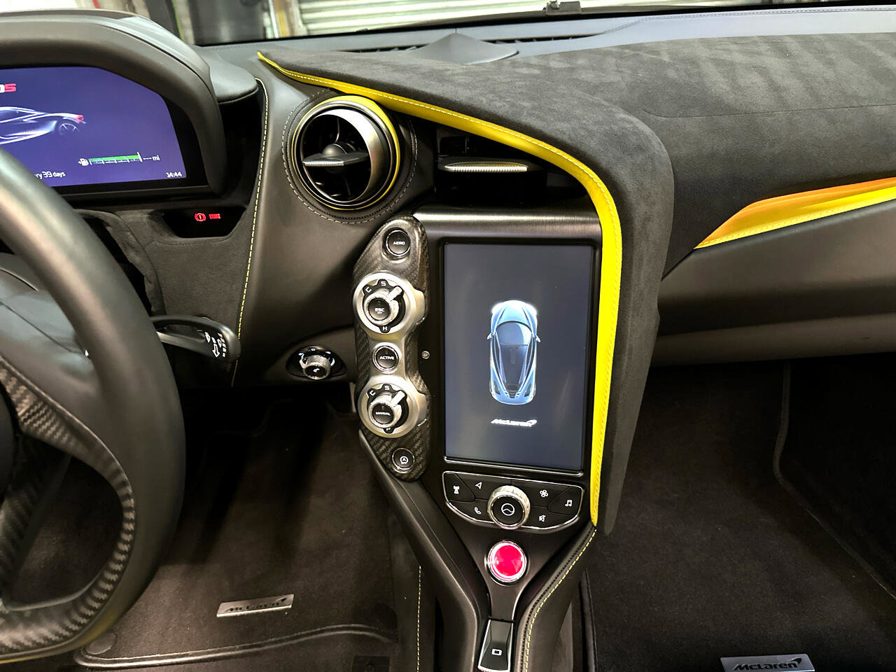 Used 2023 McLaren 720S Performance image 22