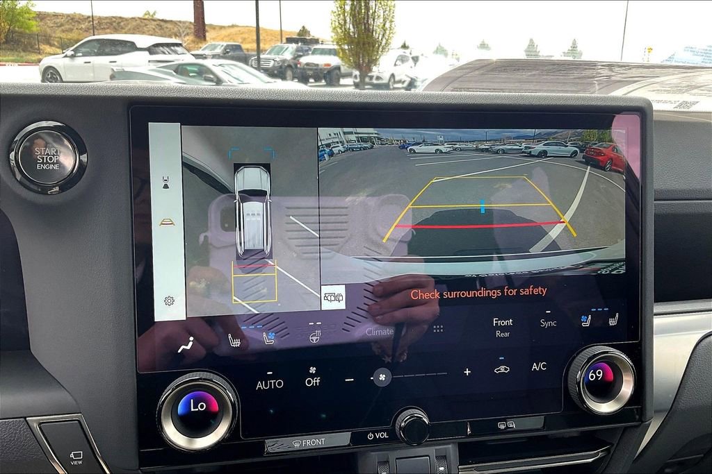 Used 2025 Lexus GX 550 w/ Cold Area Package image 14