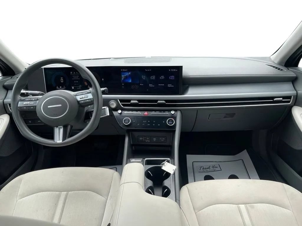 Used 2025 Hyundai Sonata SEL FWD image 21