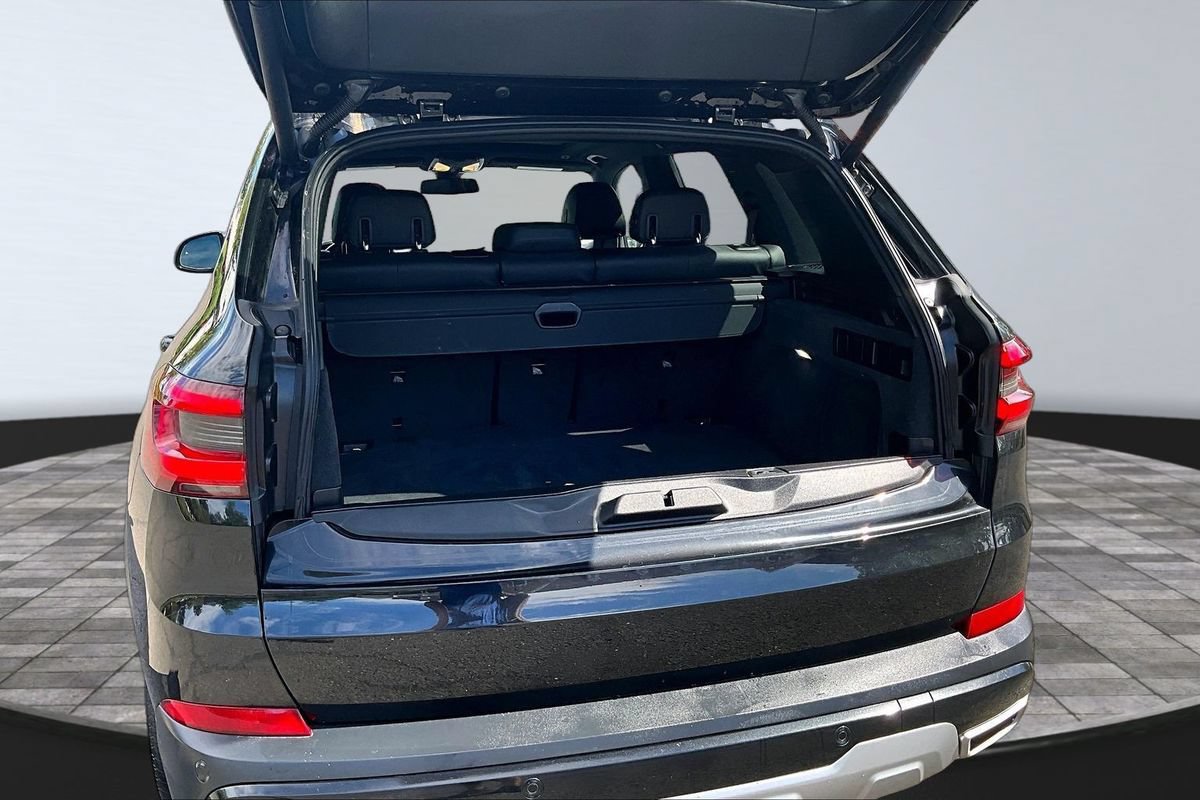 Used 2019 BMW X5 xDrive40i w/ Convenience Package AWD/4WD image 40